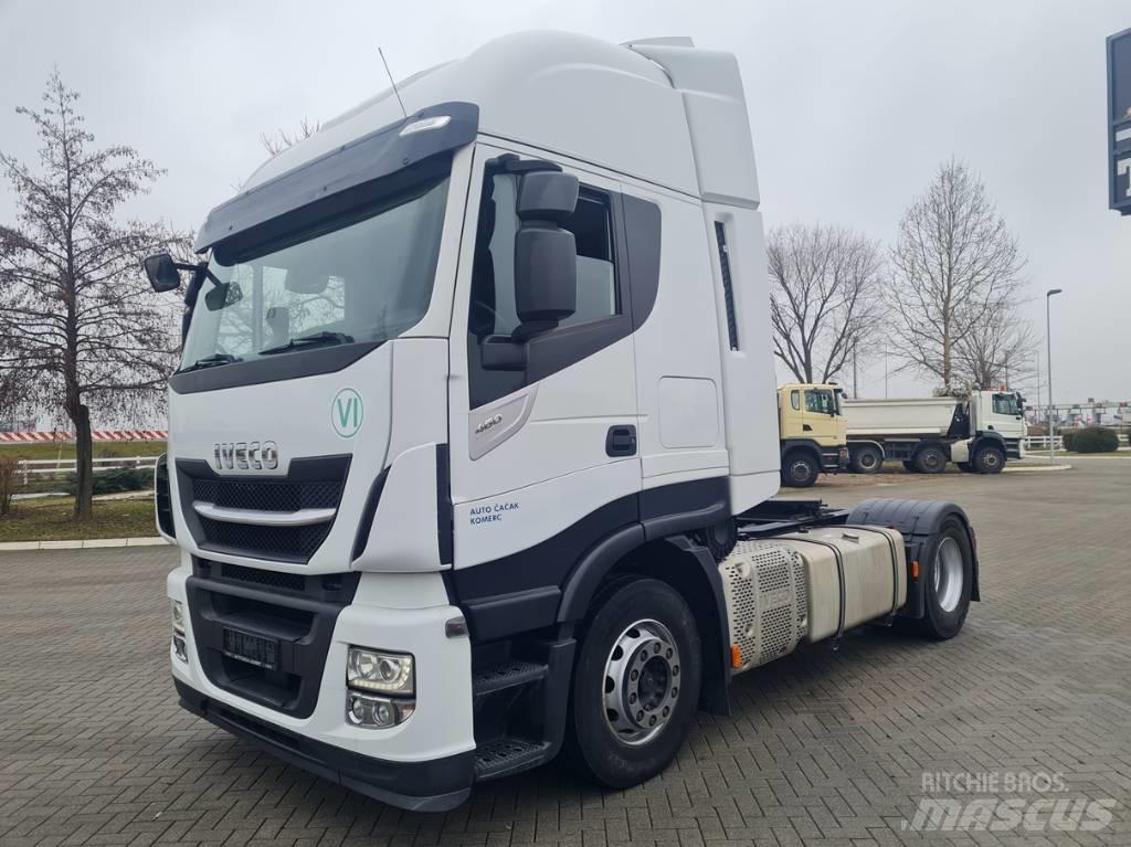 Iveco AS440ST/P  4kom. Vetopöytäautot