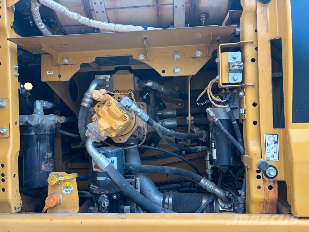 CAT 336 Telakaivukoneet