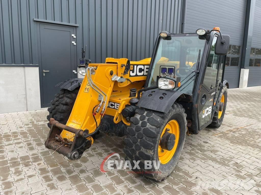 JCB 527-58 AgriPlus Maatalouskurottajat