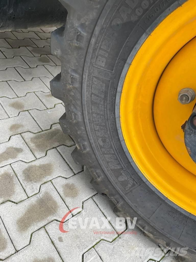 JCB 527-58 AgriPlus Maatalouskurottajat