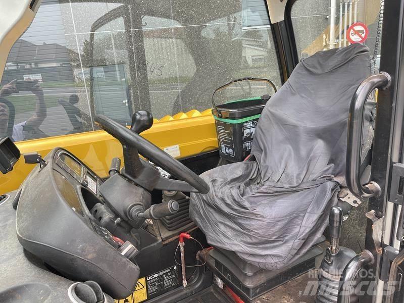 JCB 531 - 70 Kurottajat