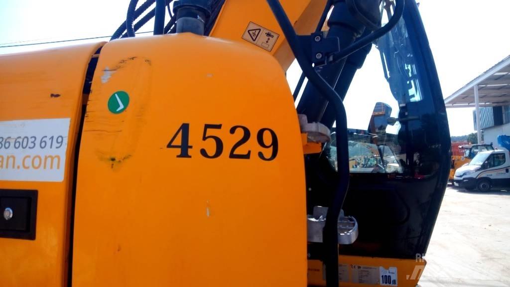 JCB JZ 140 D Telakaivukoneet