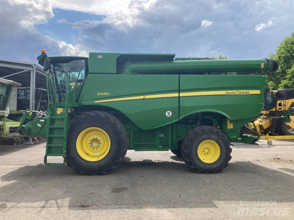 John Deere S 670 i Leikkuupuimurit