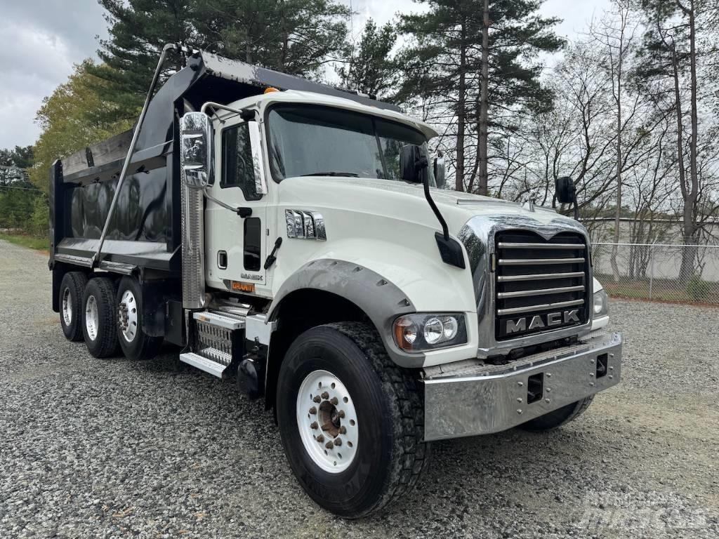 Mack GU433 Sora- ja kippiautot