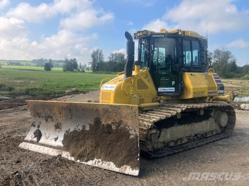 Komatsu D51PXi - 24 Telaketjupuskutraktorit
