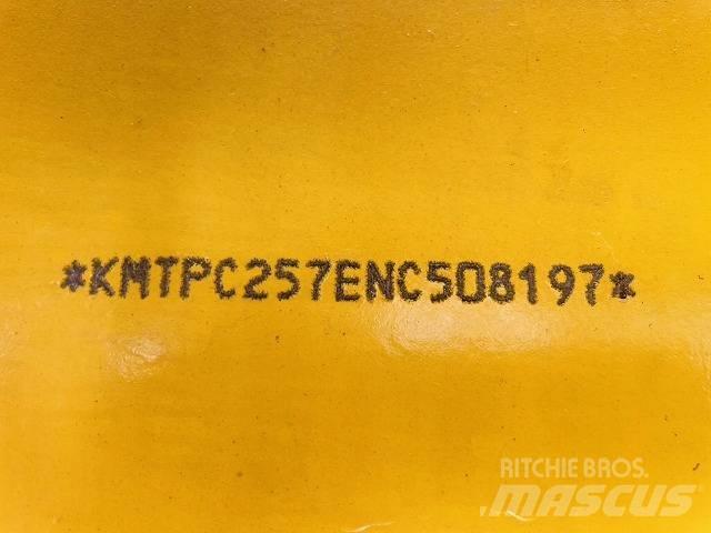 Komatsu PC 200 L Telakaivukoneet