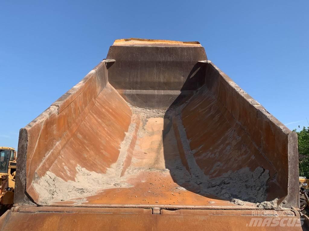 Volvo A 25 D Dumpperit
