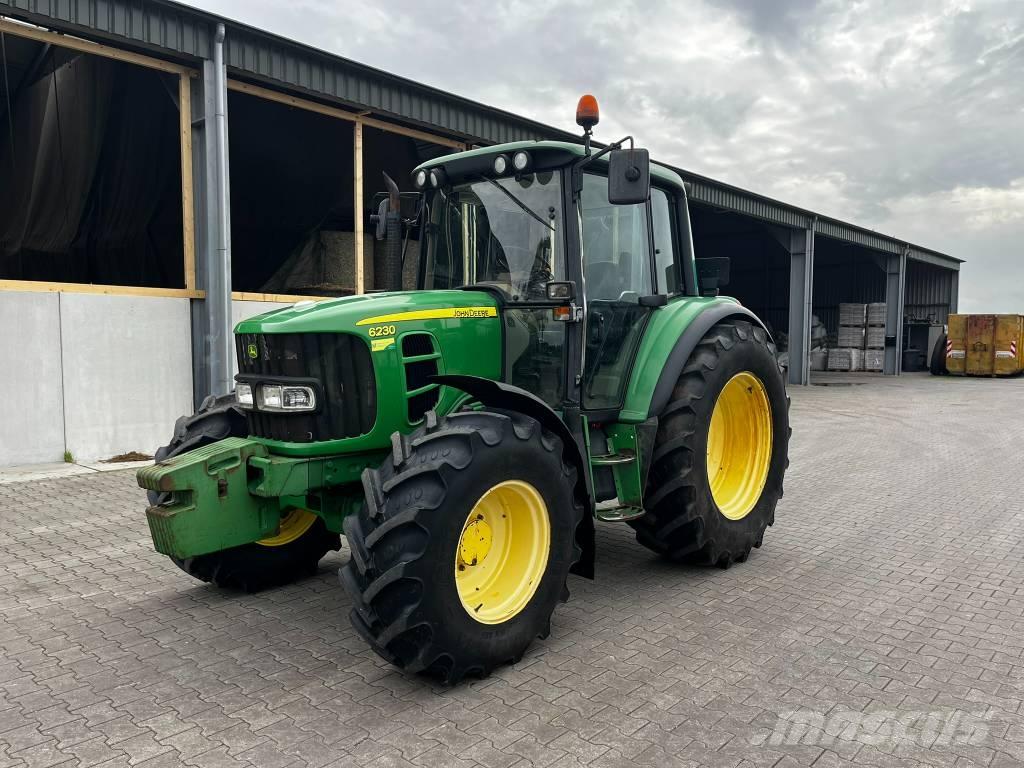 John Deere 6120 Traktorit
