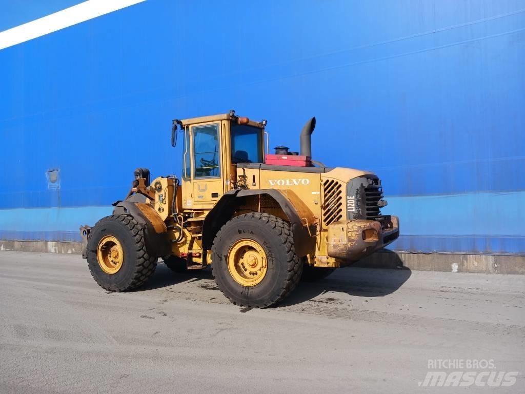 Volvo L 120 E Pyöräkuormaajat