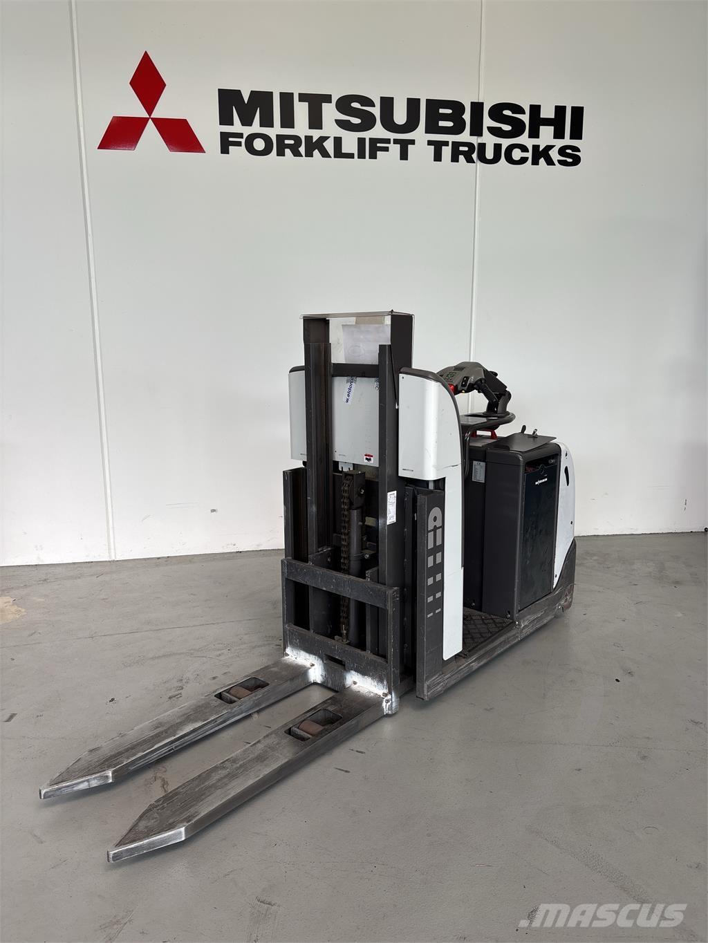 Atlet PPC120 Matalakeräilytrukit