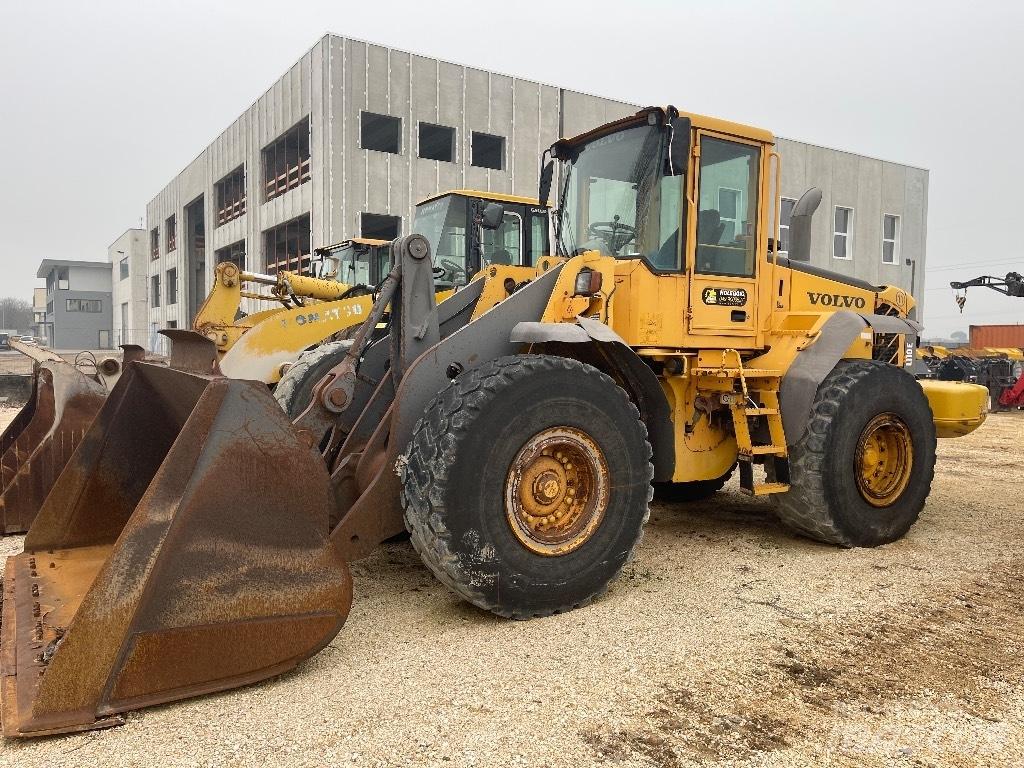 Volvo L 110 E Pyöräkuormaajat