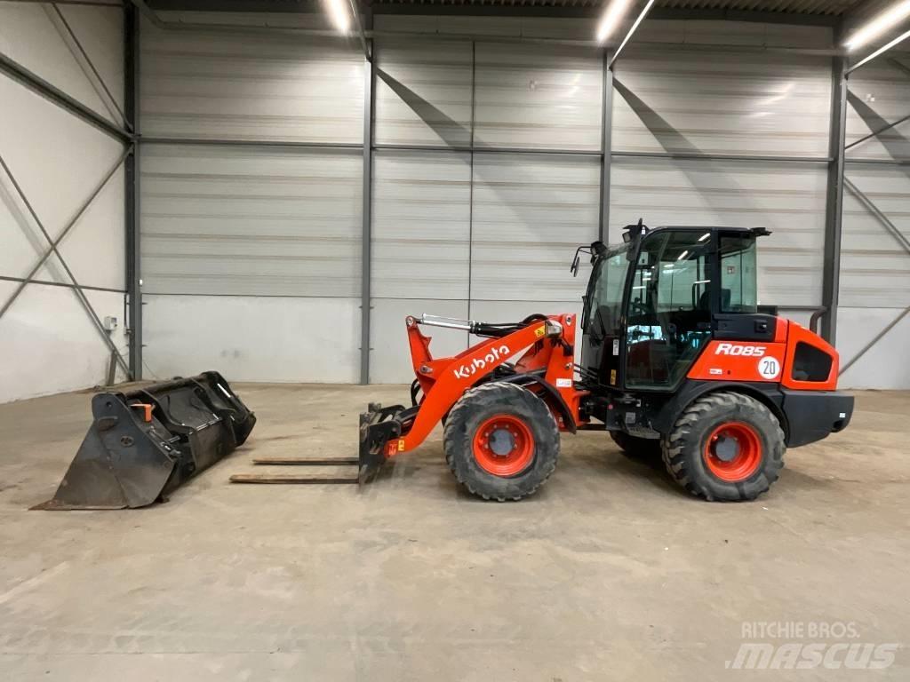 Kubota R 085 Pyöräkuormaajat