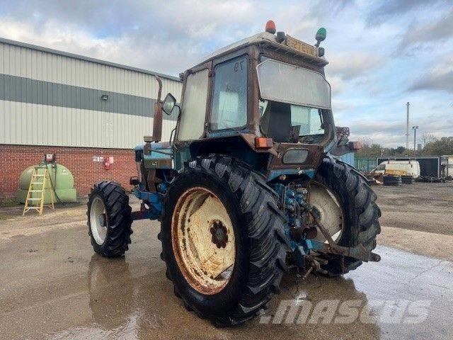 Ford 8210 Traktorit