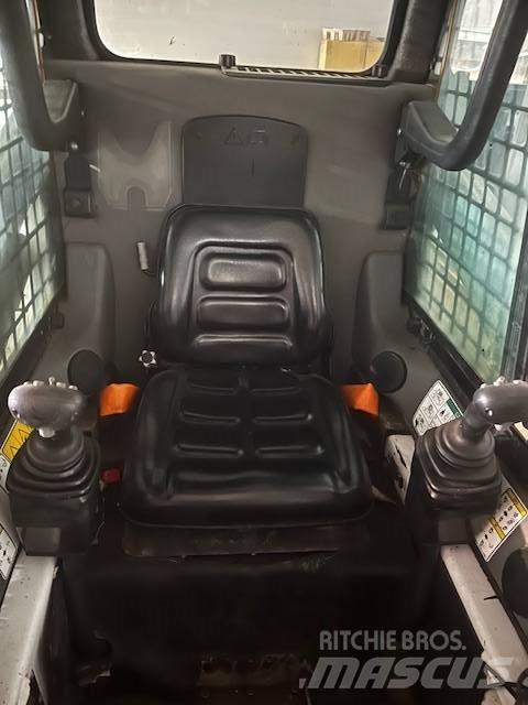 Bobcat S 100 Liukuohjatut kuormaajat