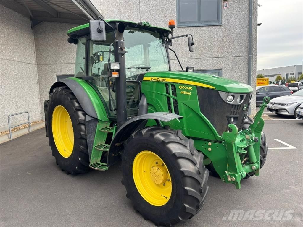 John Deere 6100MC Traktorit