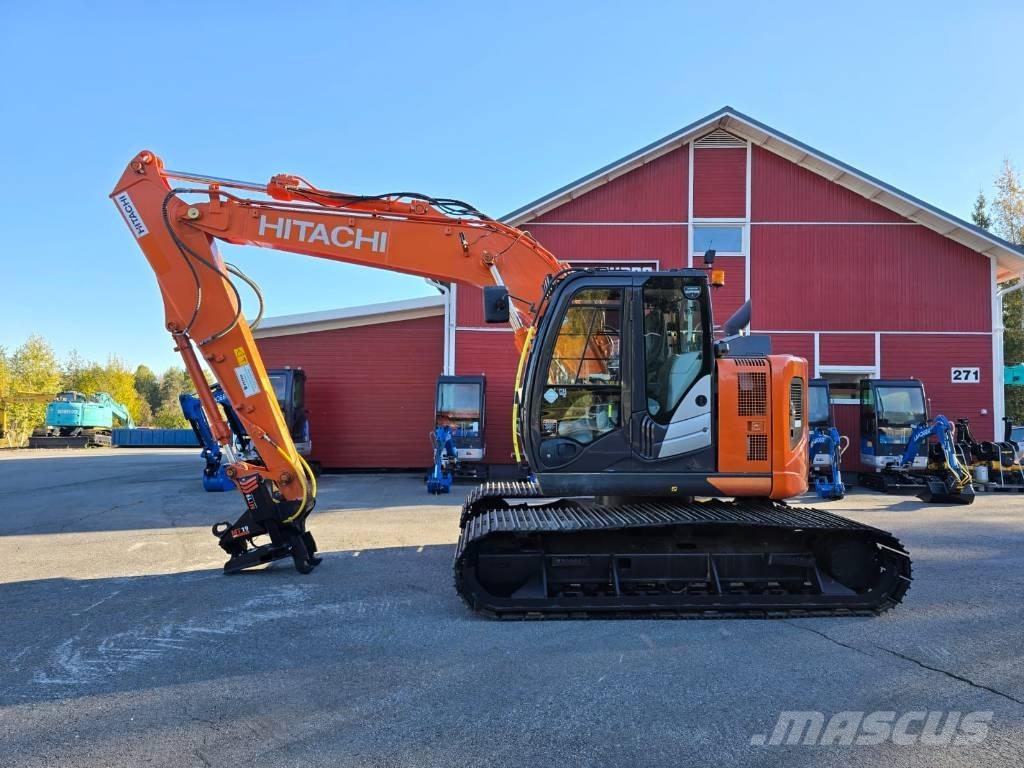 Hitachi ZX 135 US-6 Telakaivukoneet