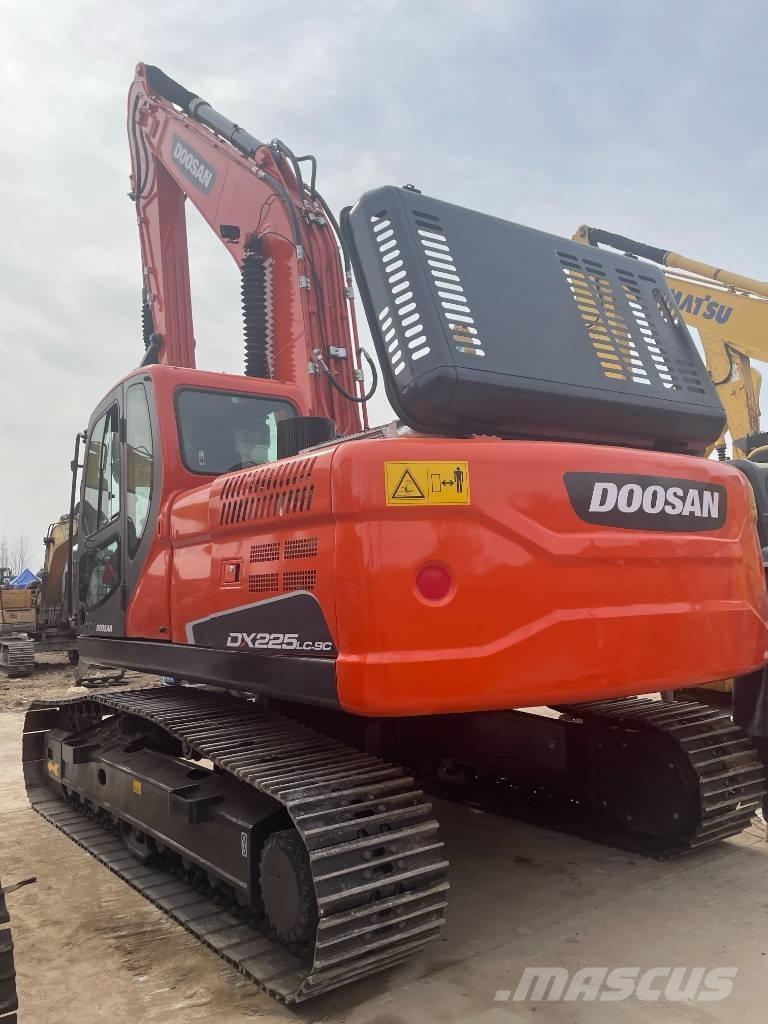 Doosan DX 220 LC-9C Telakaivukoneet