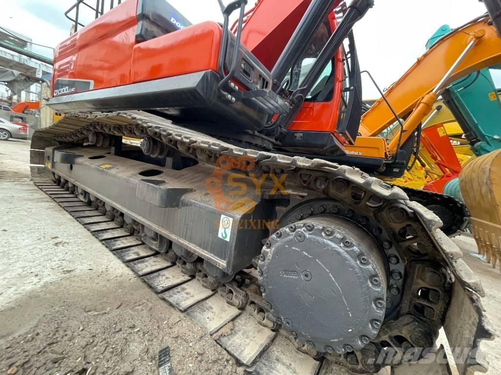 Doosan DX 300LCA Telakaivukoneet