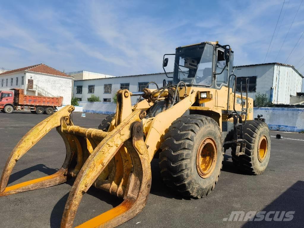 Komatsu WA 320-3 Pyöräkuormaajat