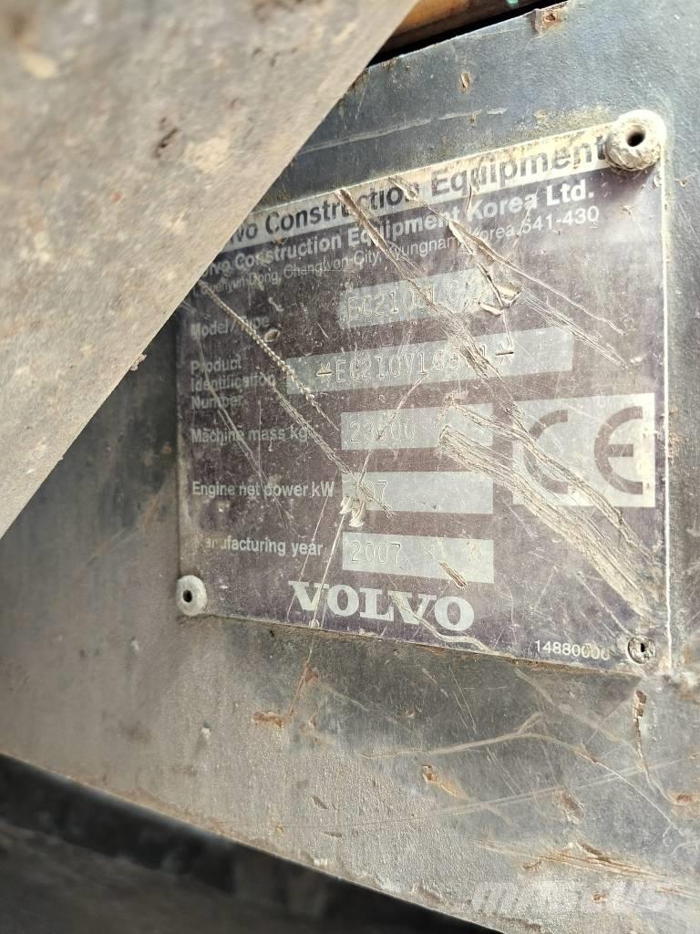 Volvo EC 210 B LC Telakaivukoneet