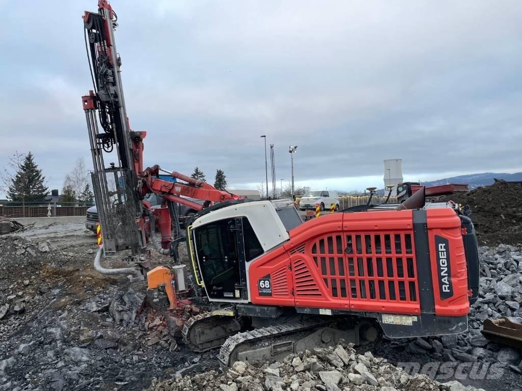 Sandvik DX800i Avolouhintaporauslaitteet