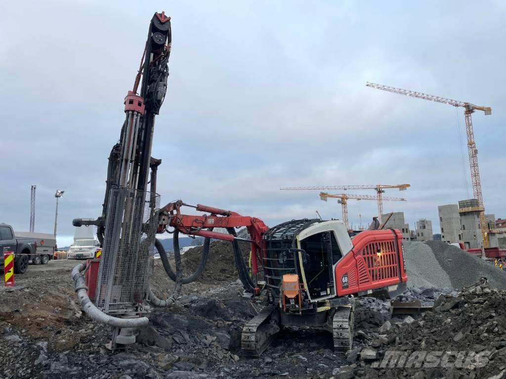 Sandvik DX800i Avolouhintaporauslaitteet