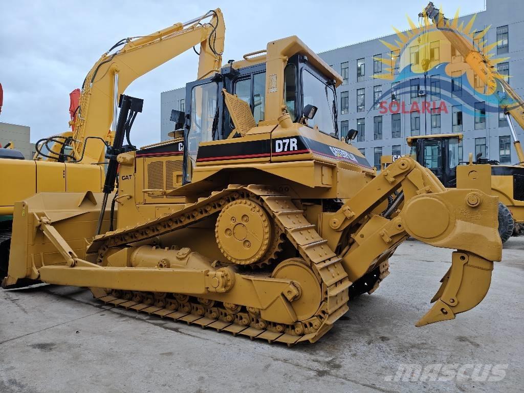 CAT D 7 R Telaketjupuskutraktorit