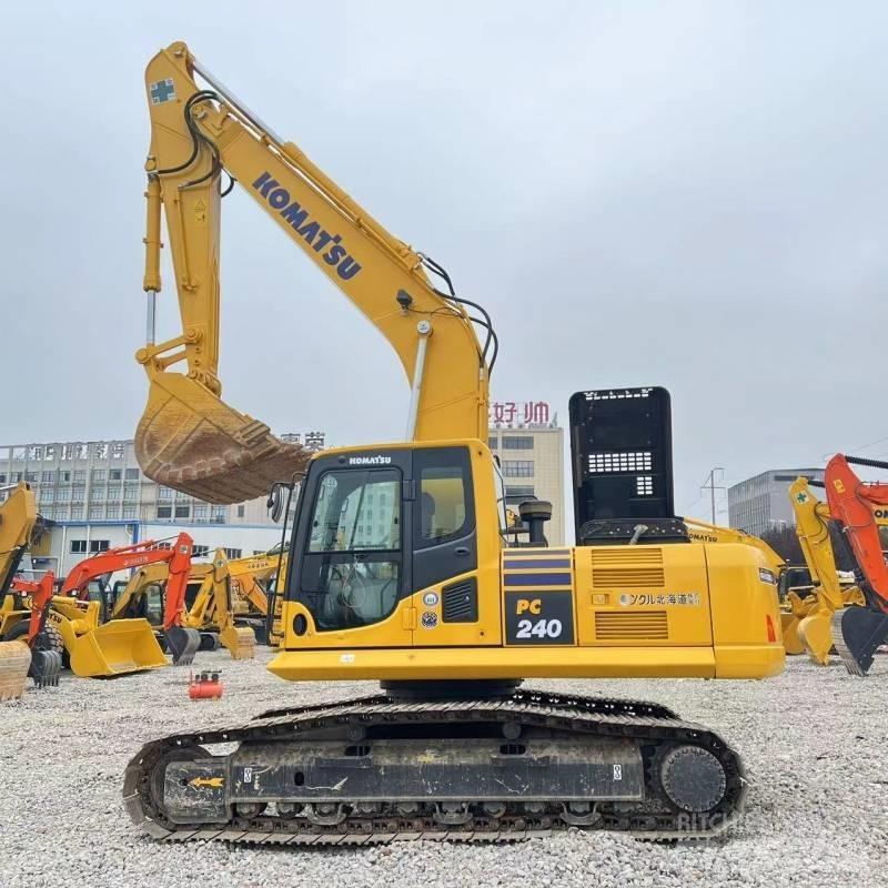 Komatsu PC240 Telakaivukoneet
