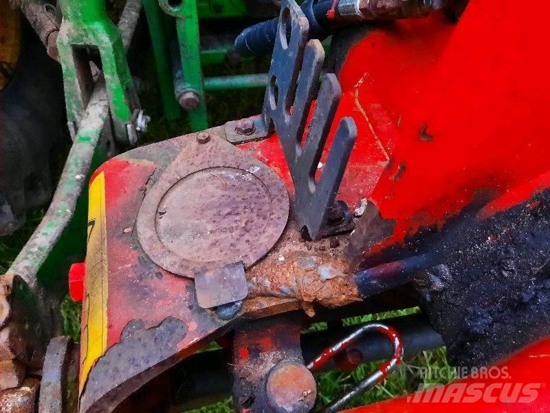 Kuhn MM1235T8010 Aurat