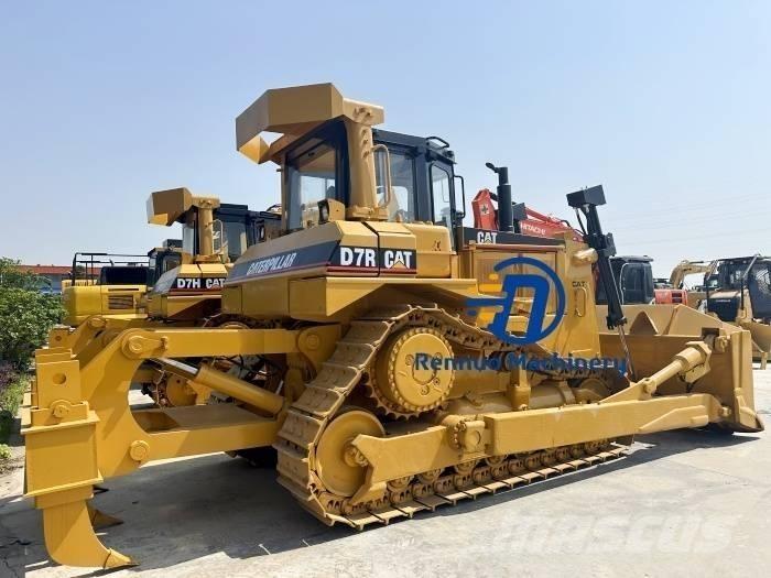 CAT D 7 R Telaketjupuskutraktorit