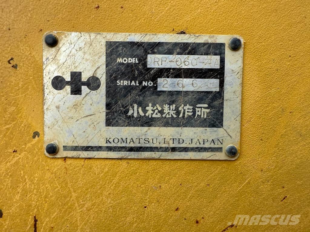 Komatsu D 65 PX-12 Telaketjupuskutraktorit