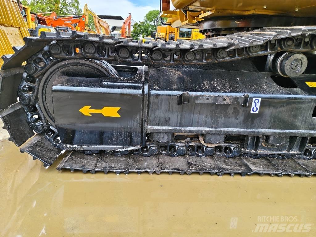 CAT 330 D2 L Telakaivukoneet