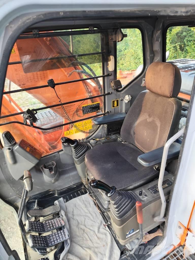 Hitachi ZX 180 LC Telakaivukoneet