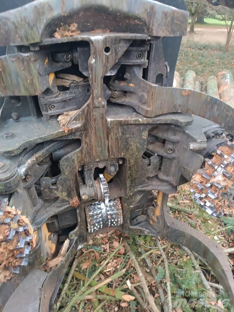 Ponsse Scorpion King Harvesterit