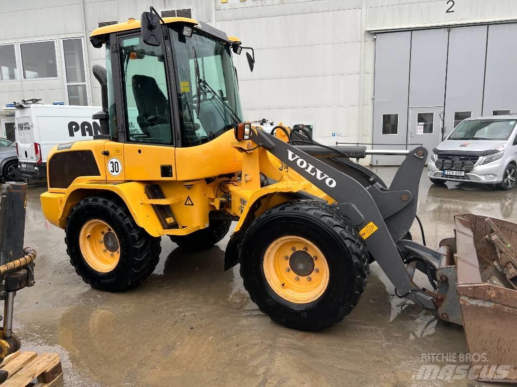 Volvo L 35 G Pyöräkuormaajat
