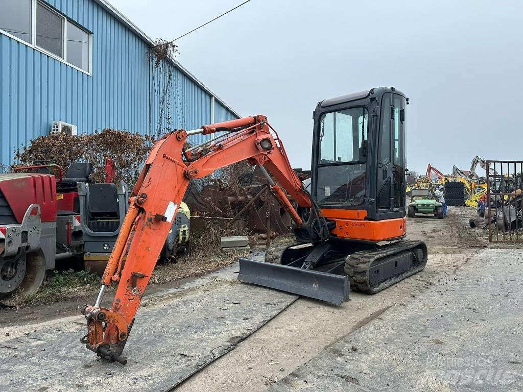 Hitachi ZX 27 U-2 Minikaivukoneet < 7t