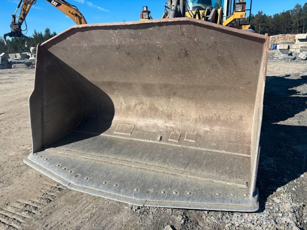 Volvo L 180 G Pyöräkuormaajat