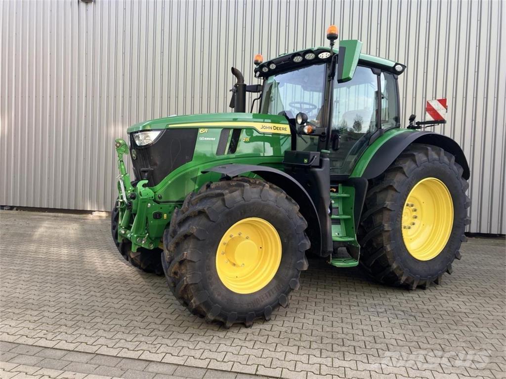 John Deere 6R 215 Traktorit