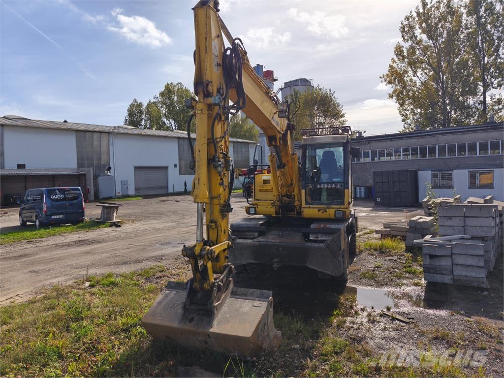 Komatsu PW 160-7 Muut koneet