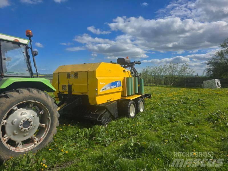 New Holland BR 560 Pyöröpaalaimet