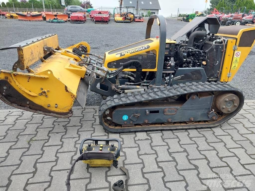 McConnel Robocut 130 Robottiruohonleikkurit