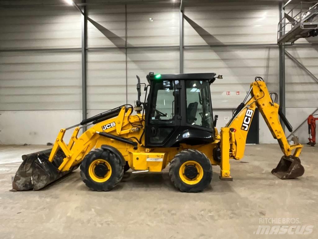 JCB 2 CX Kaivurikuormaajat