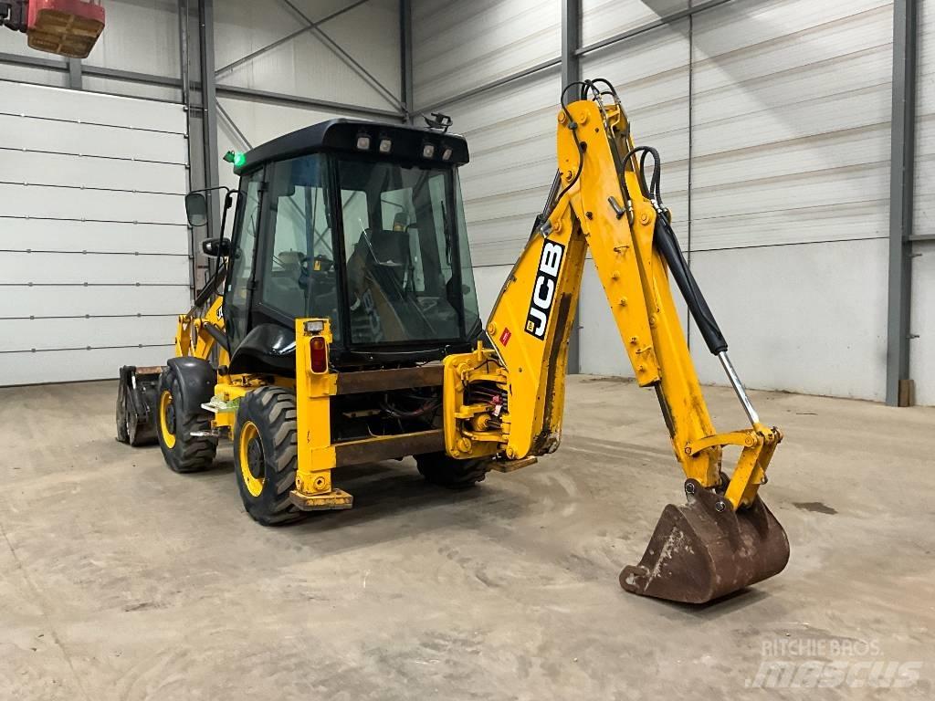 JCB 2 CX Kaivurikuormaajat