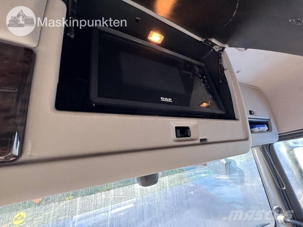DAF FAS XF530Z Umpikorikuorma-autot