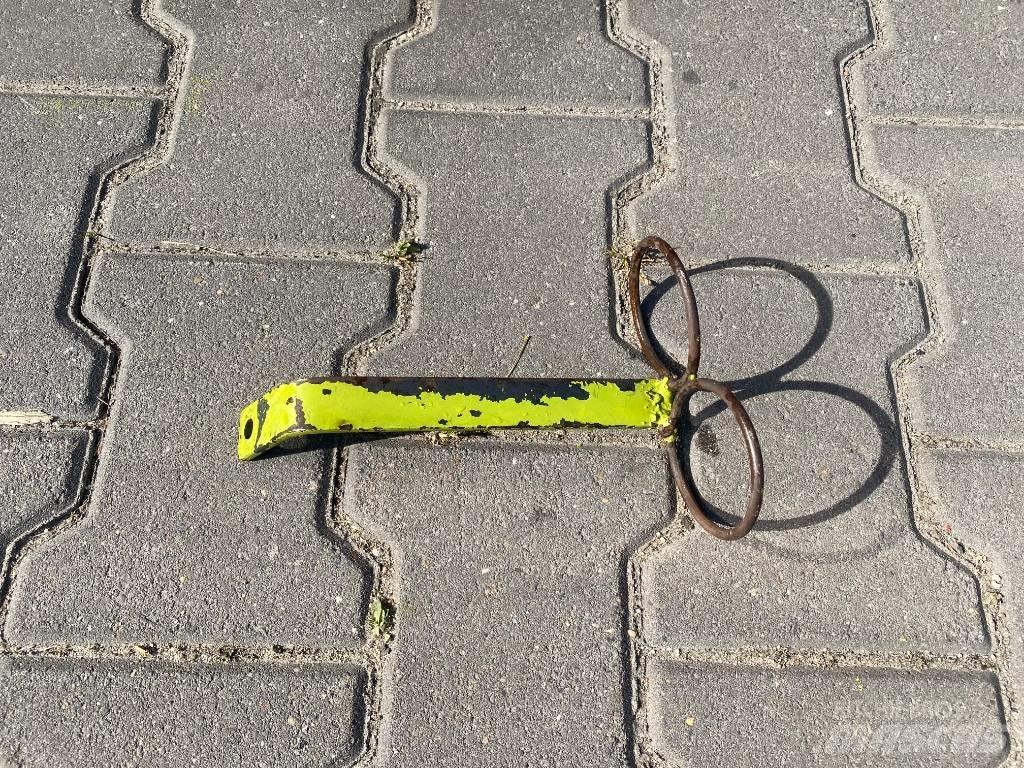 CLAAS Jaguar 880 Heinä- ja tuorerehukoneiden tarvikkeet