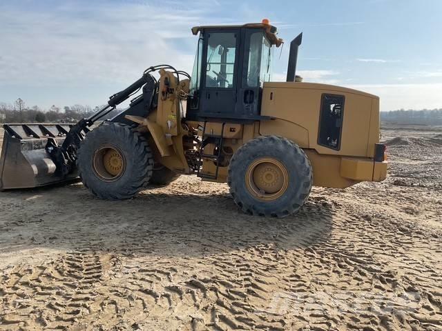 CAT IT 38 G Pyöräkuormaajat