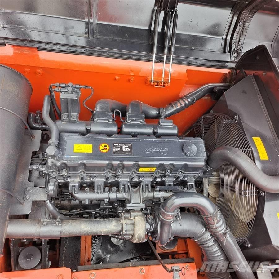 Doosan DX 340 LC Telakaivukoneet
