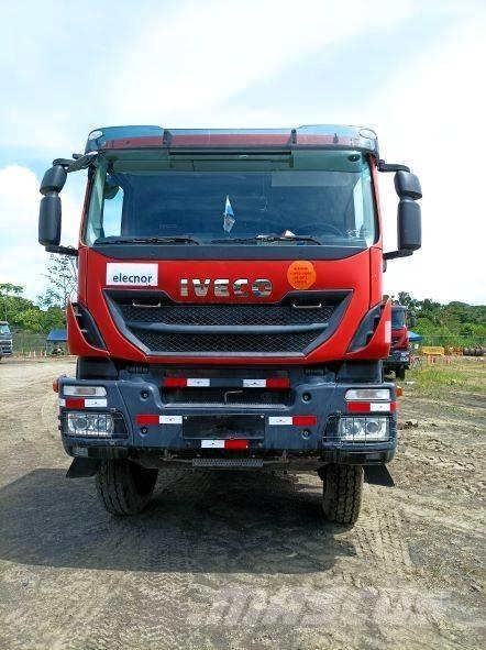 Iveco Trakker 410 Nosturiautot