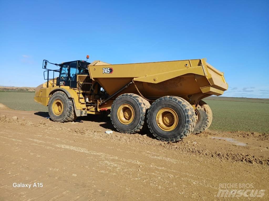 CAT 745 Dumpperit