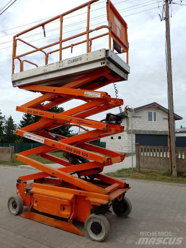 JLG 2646 ES Saksilavat
